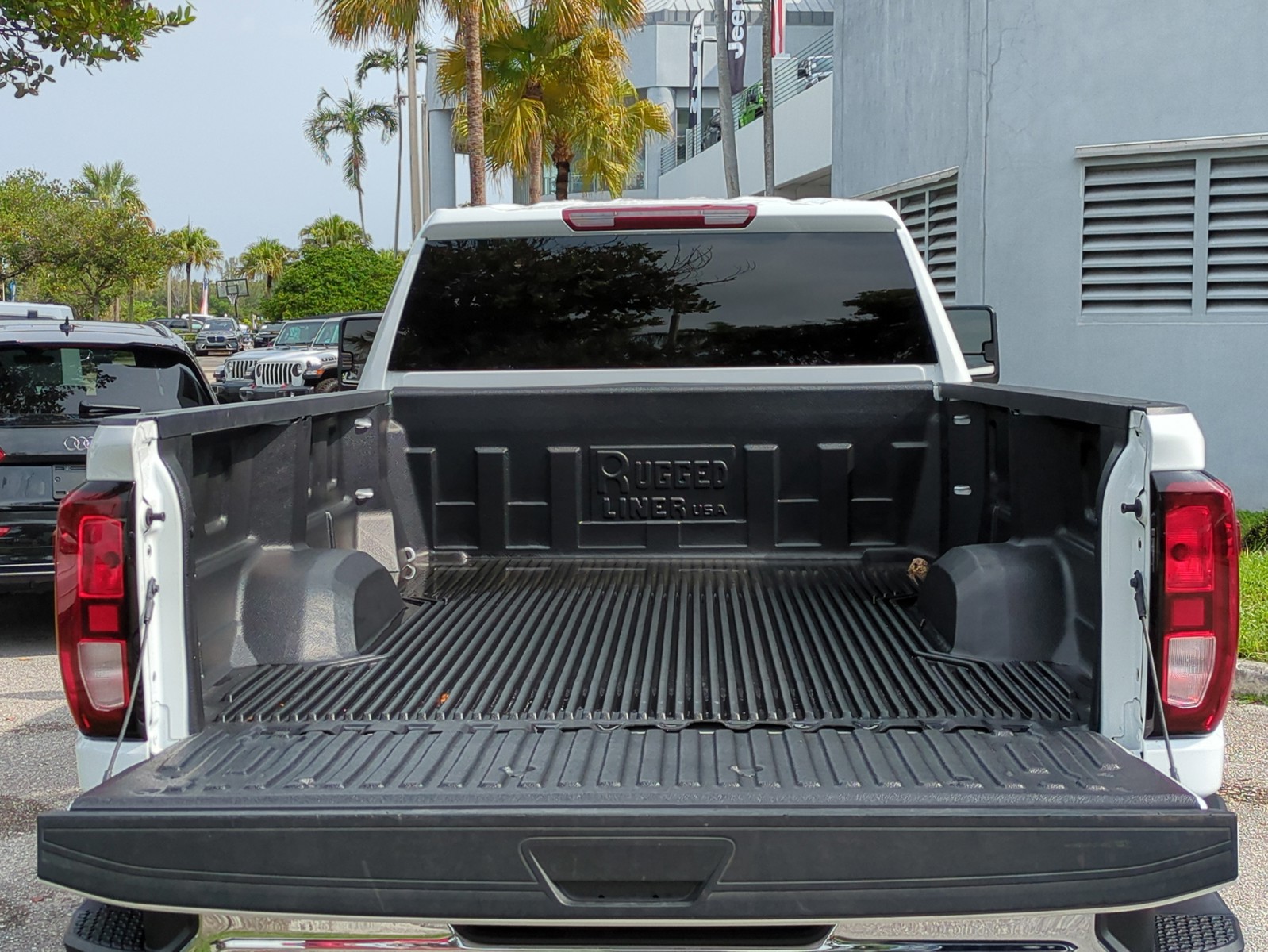 Used 2024 Summit White GMC Pro image 13