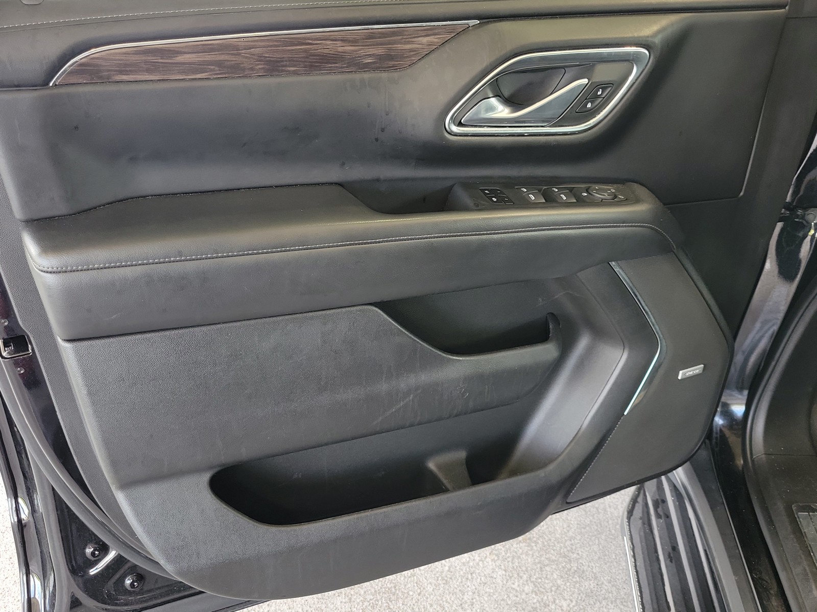 Used 2023 Black Chevrolet LT image 15