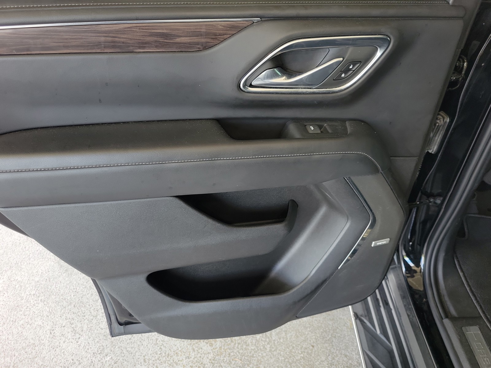 Used 2023 Black Chevrolet LT image 11