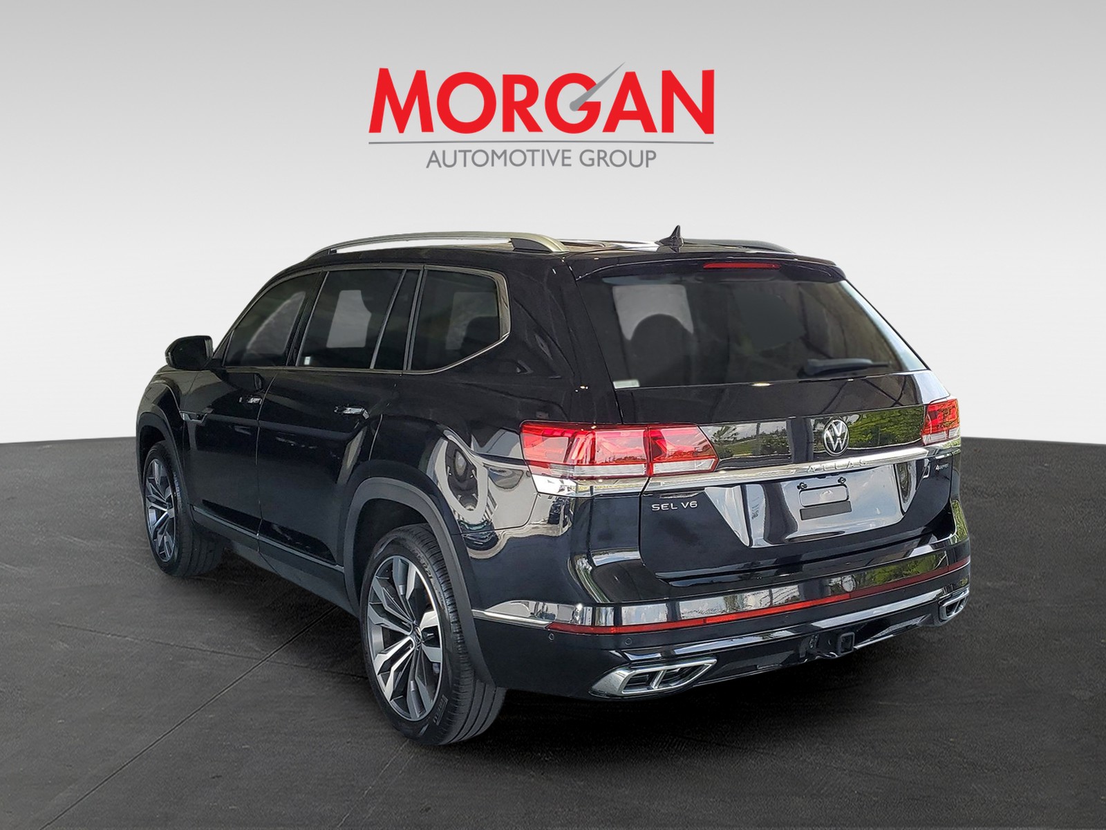 Pre-Owned 2023 Volkswagen Atlas 3.6L V6 SEL Premium R-Line Sport 