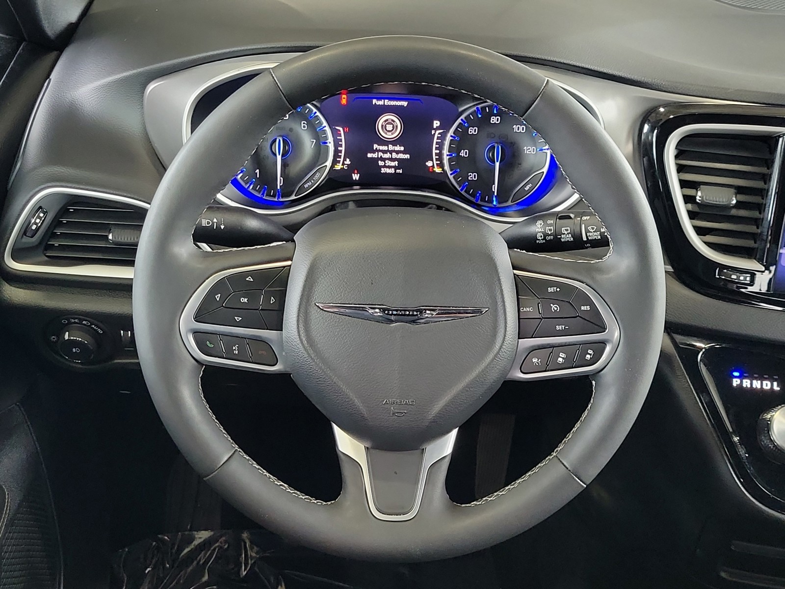 Used 2025 Diamond Black Crystal Pearlcoat Chrysler Select image 16