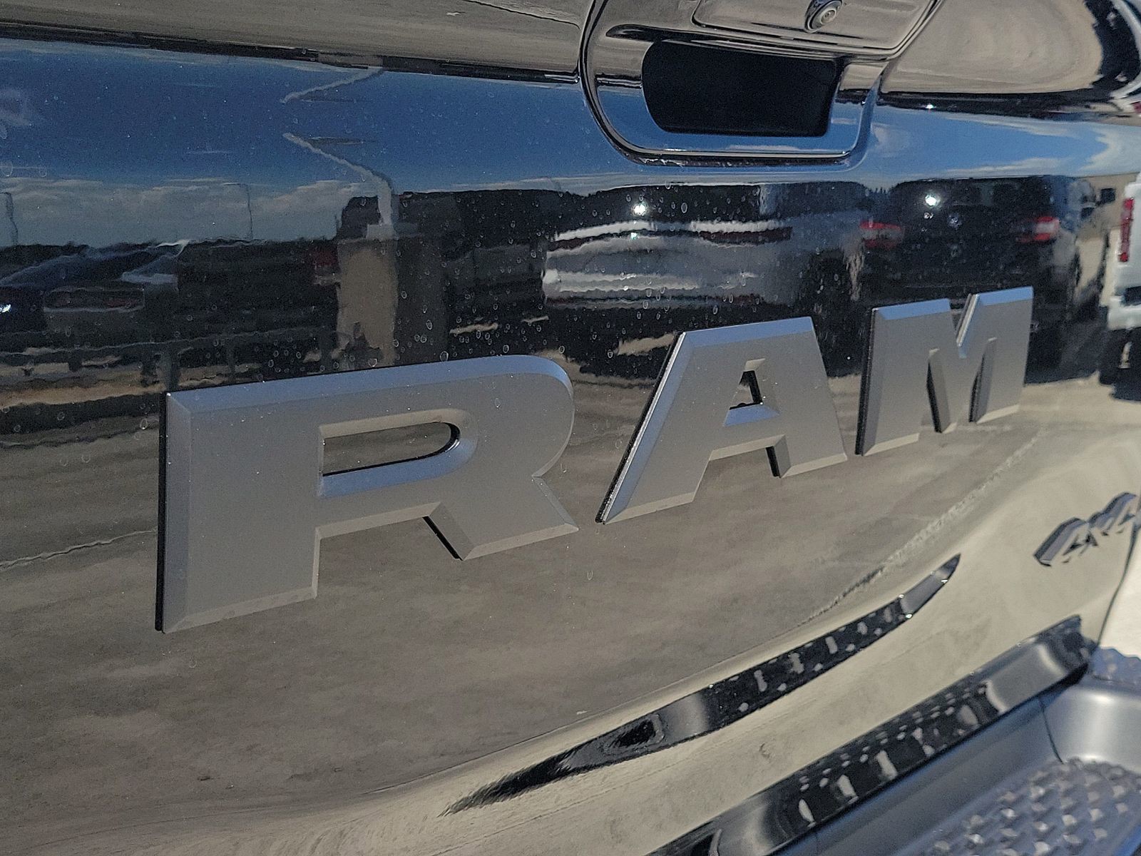 New 2026 Diamond Black Crystal Pearlcoat Ram Laramie image 6