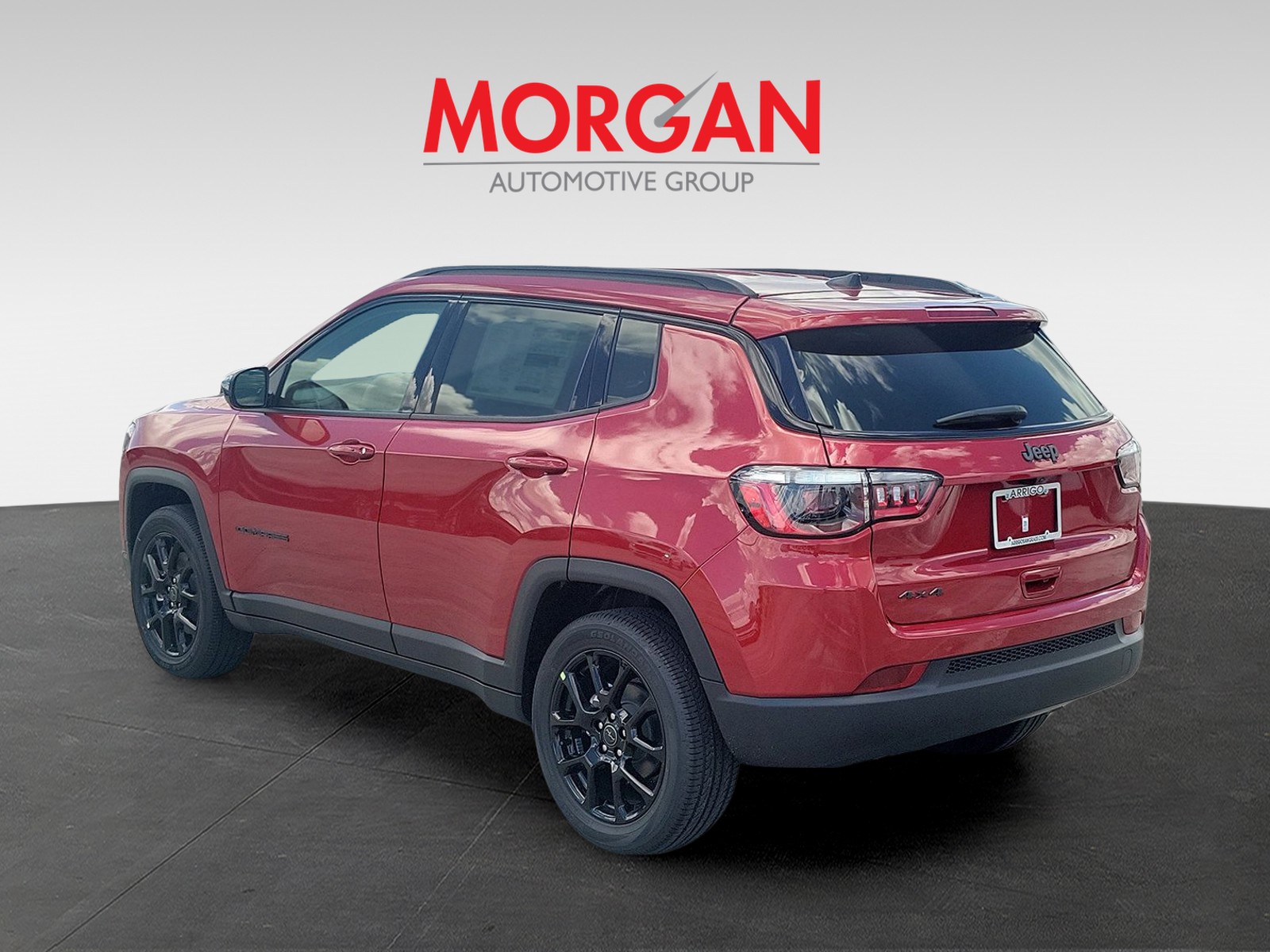 New 2026 Red Hot Pearlcoat Jeep Latitude Altitude image 3