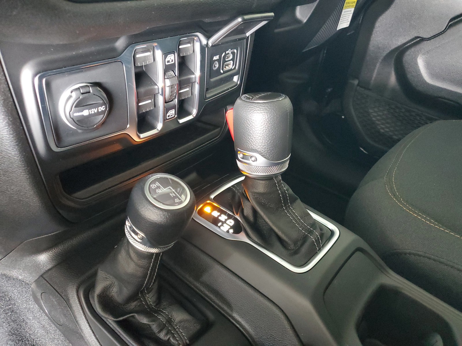 New 2026 Black Clearcoat Jeep Sport S image 31