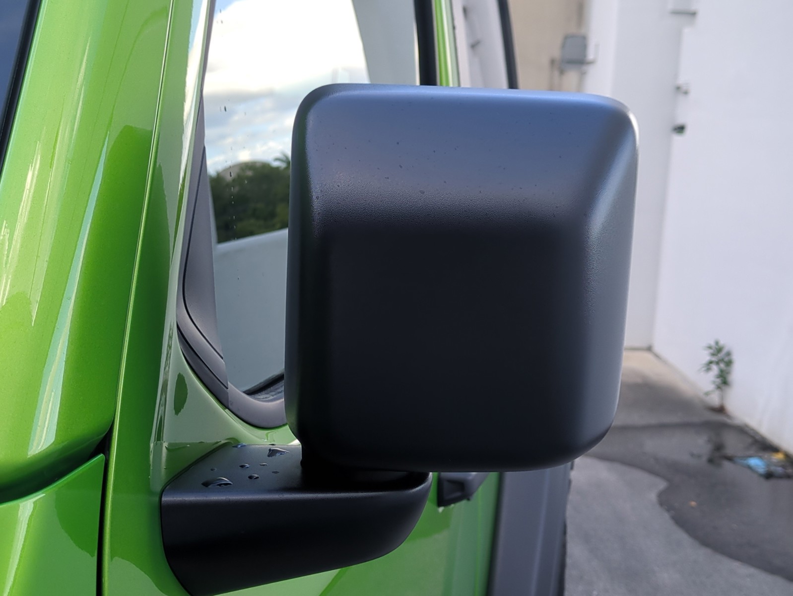 New 2026 Mojito Clearcoat Jeep Sport S image 12