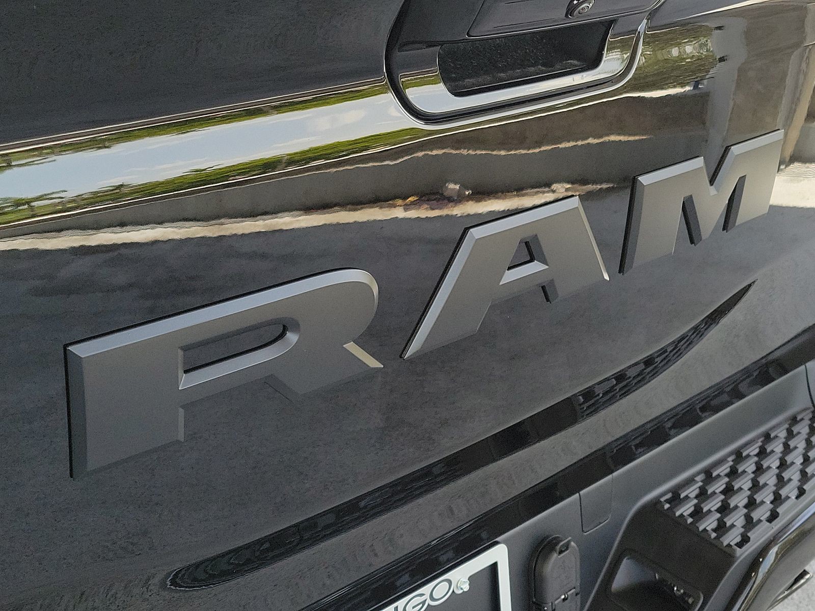 New 2026 Diamond Black Crystal Pearlcoat Ram Big Horn image 6