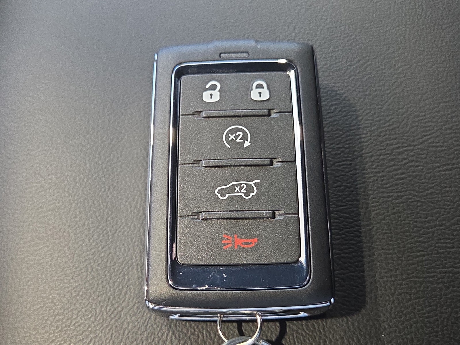 New 2025 Silver Zynith Jeep Altitude image 31