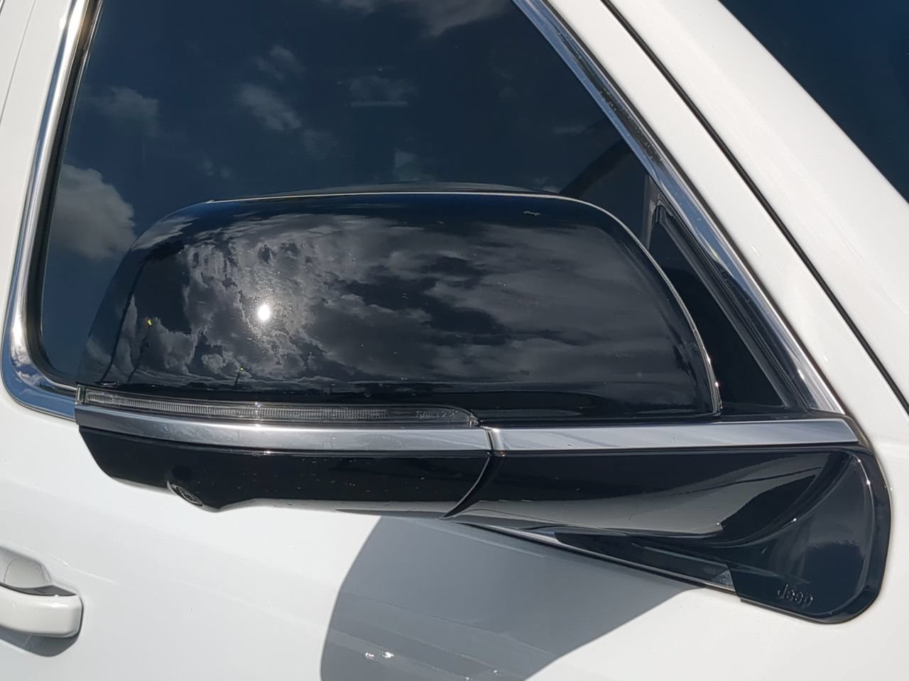 Certified Used 2023 White Jeep Base image 12