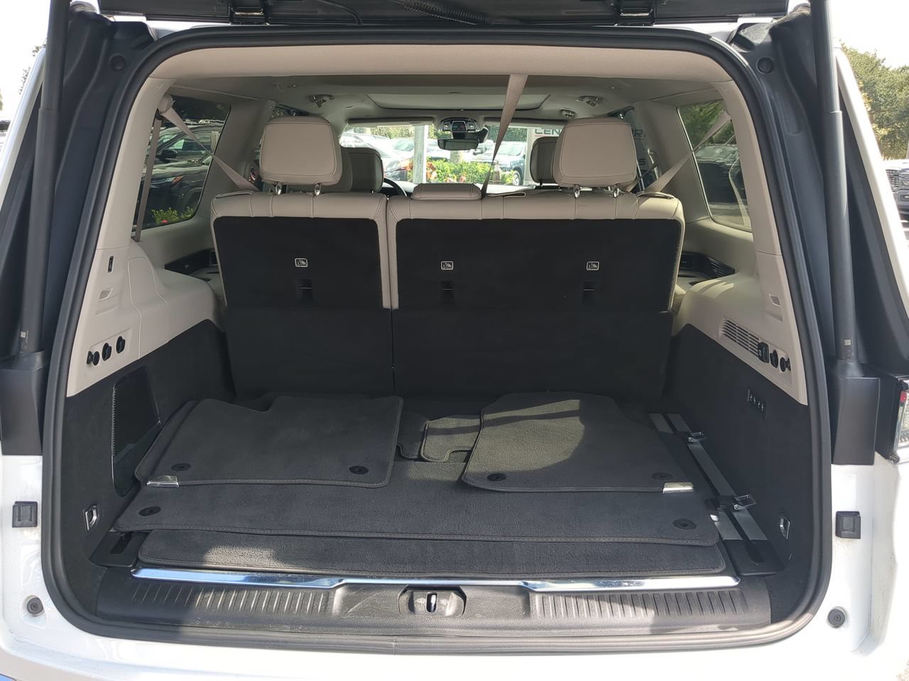 Certified Used 2023 White Jeep Base image 14