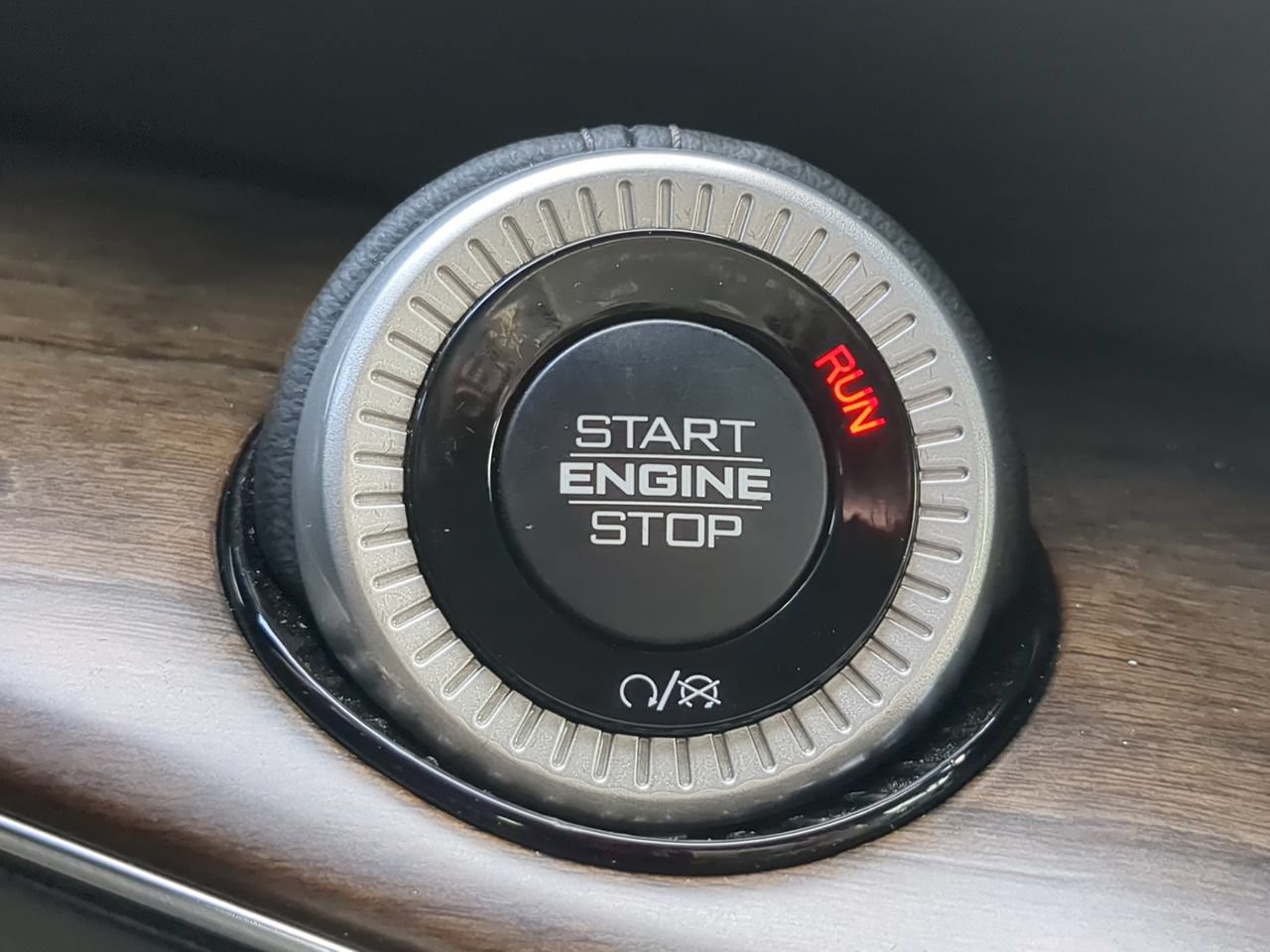 Certified Used 2023 White Jeep Base image 36