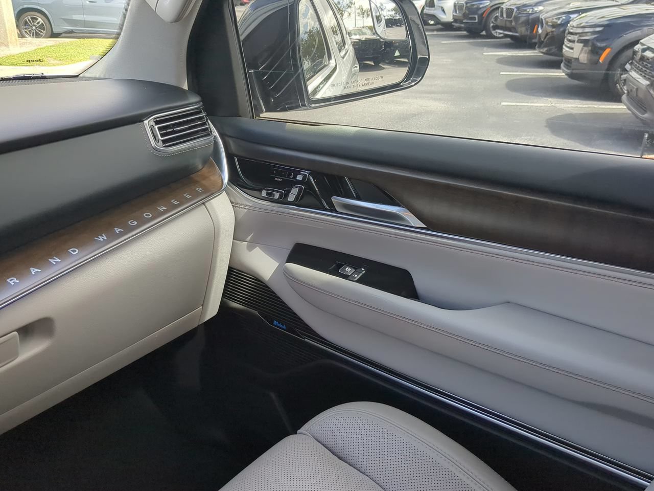 Certified Used 2023 White Jeep Base image 20