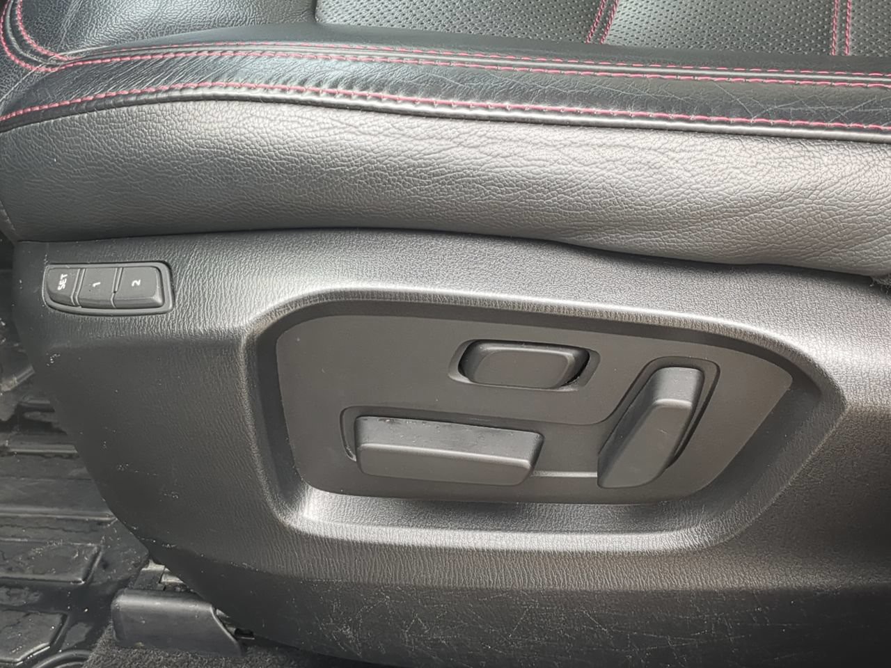 Used 2021 Gray Mazda Carbon Edition image 22
