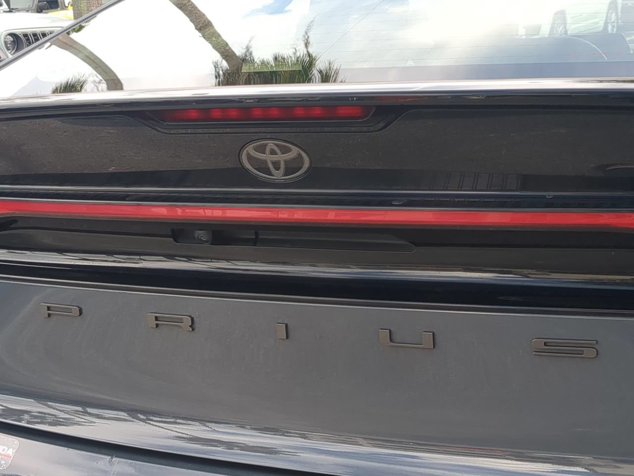Used 2025 Gray Toyota LE image 13