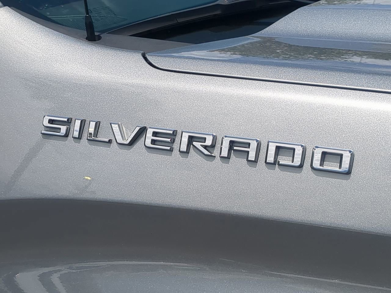Used 2024 Gray Chevrolet Custom image 13