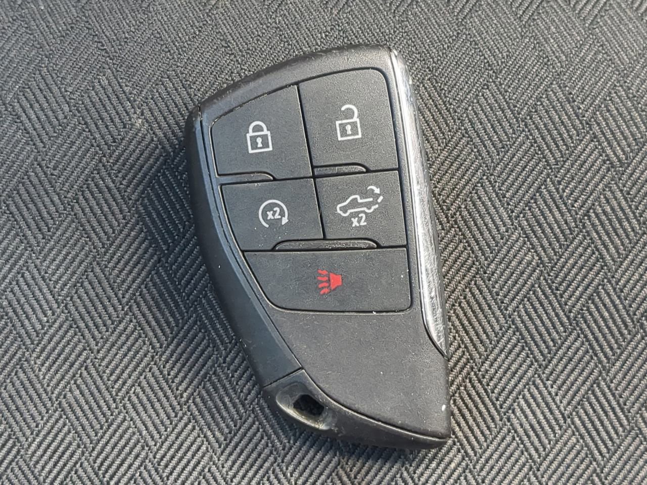 Used 2024 Gray Chevrolet Custom image 32