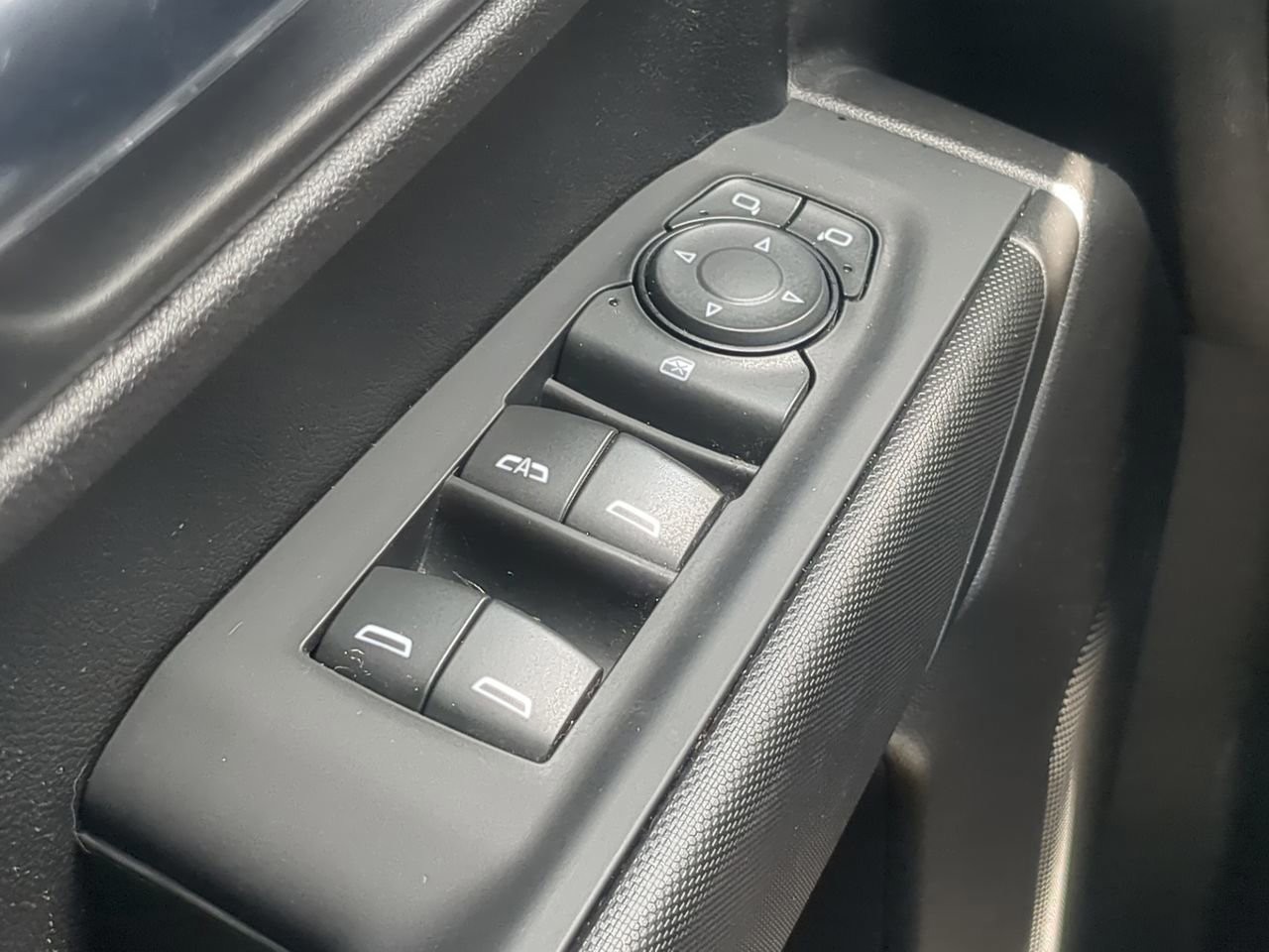 Used 2024 Gray Chevrolet Custom image 26