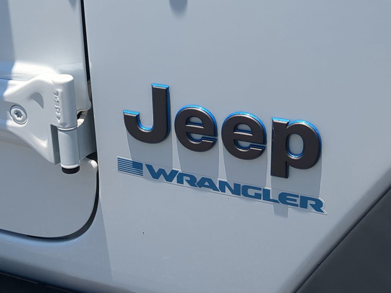 Certified Used 2023 White Jeep Willys 4xe image 13