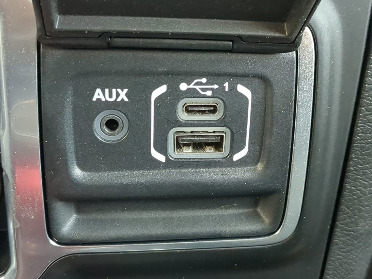 Certified Used 2023 White Jeep Willys 4xe image 27
