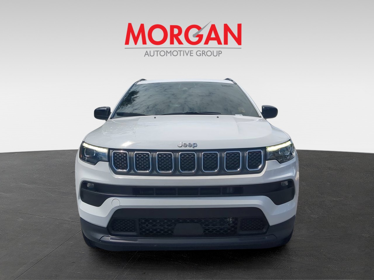 Certified Used 2023 White Jeep Latitude Lux image 3