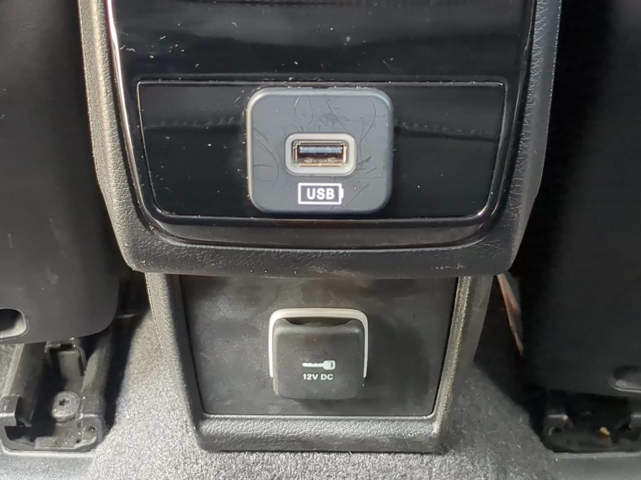 Certified Used 2023 White Jeep Latitude Lux image 16