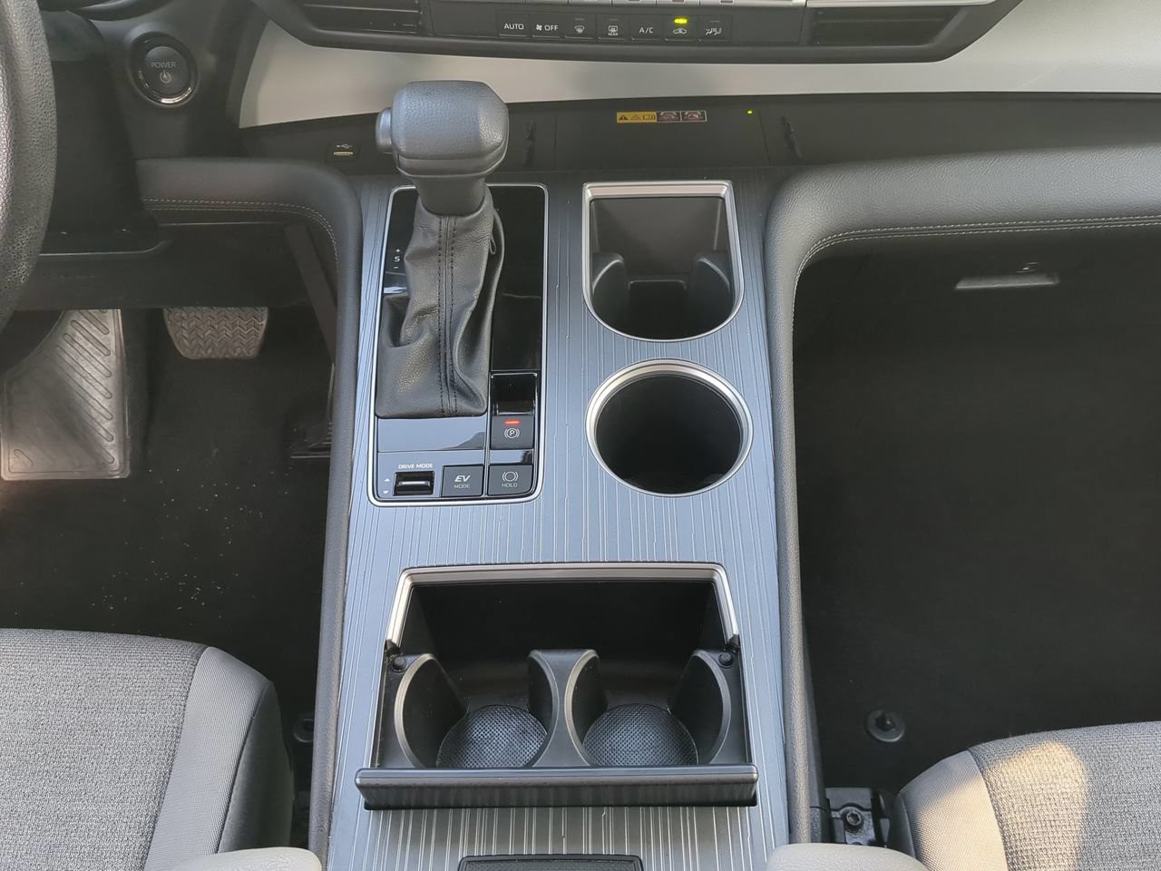 Used 2025 Silver Toyota LE image 21