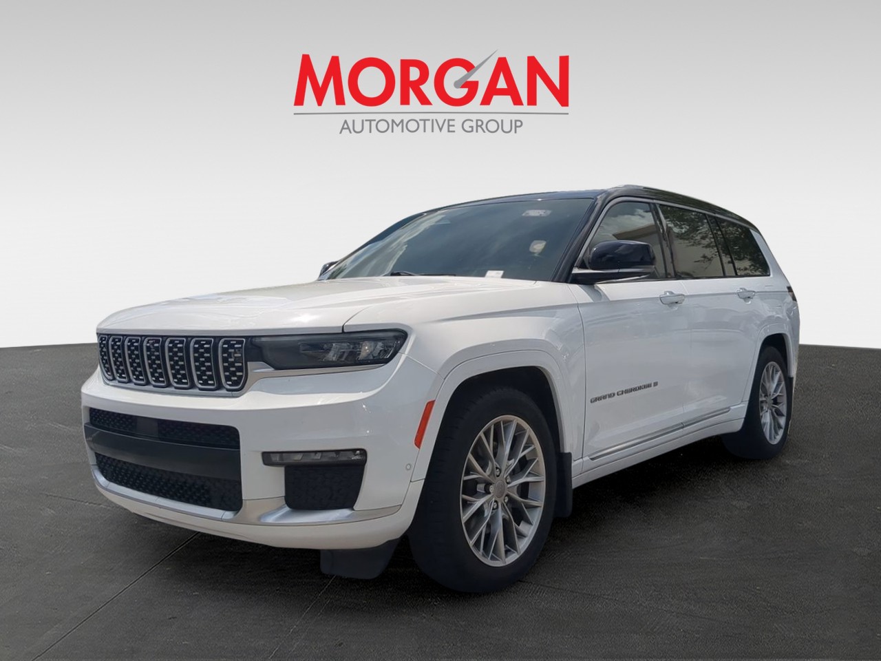 Used 2022 White Jeep Summit image 9