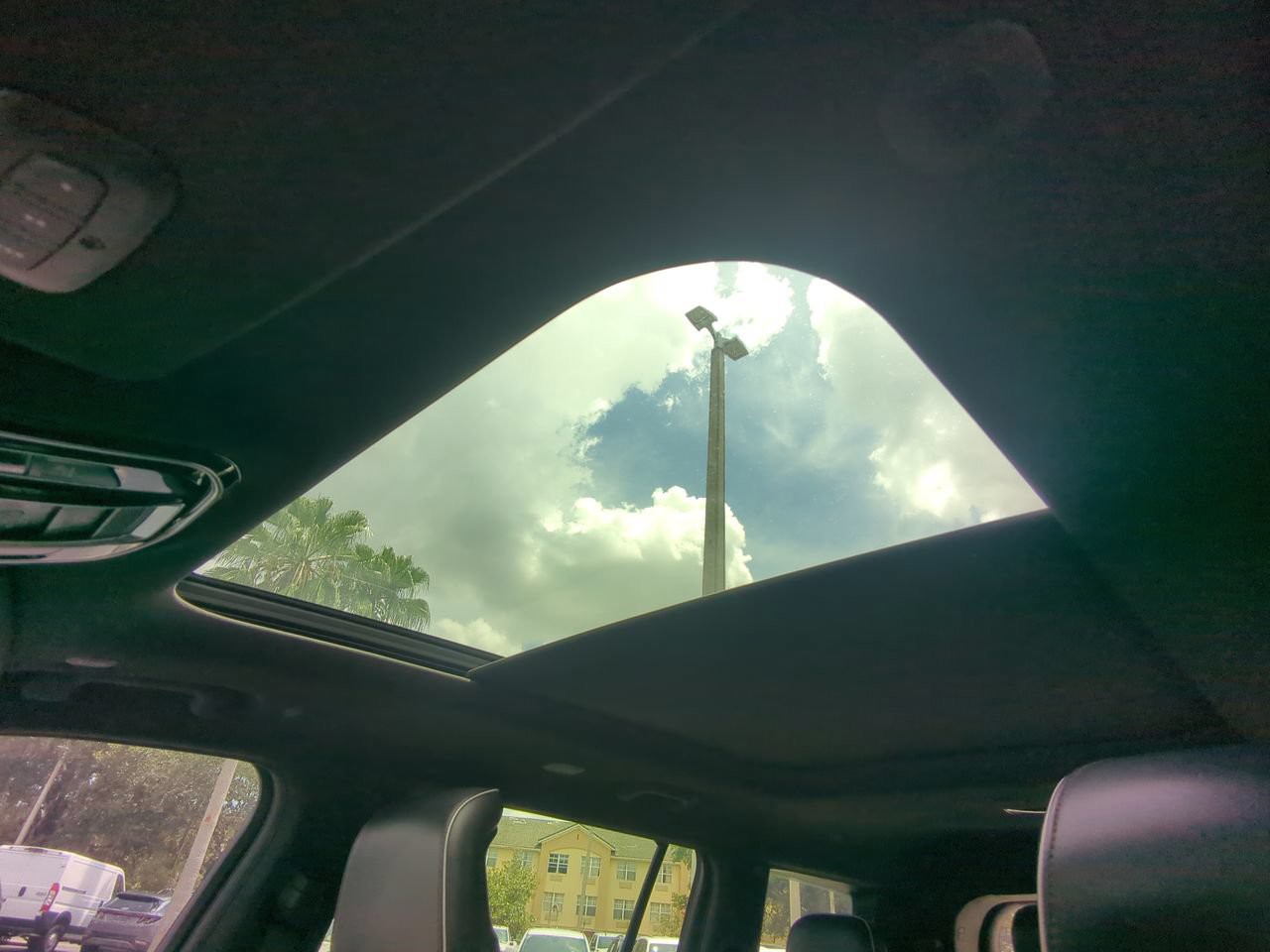 Used 2022 White Jeep Summit image 25