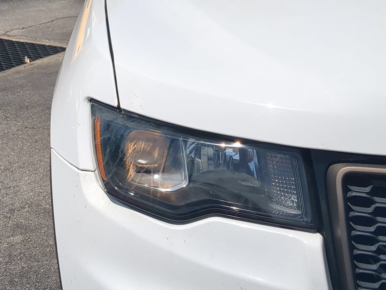 Used 2016 White Jeep Laredo image 10
