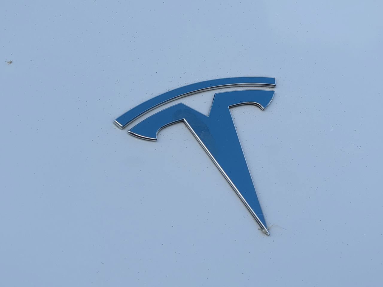Used 2023  Tesla Performance image 13