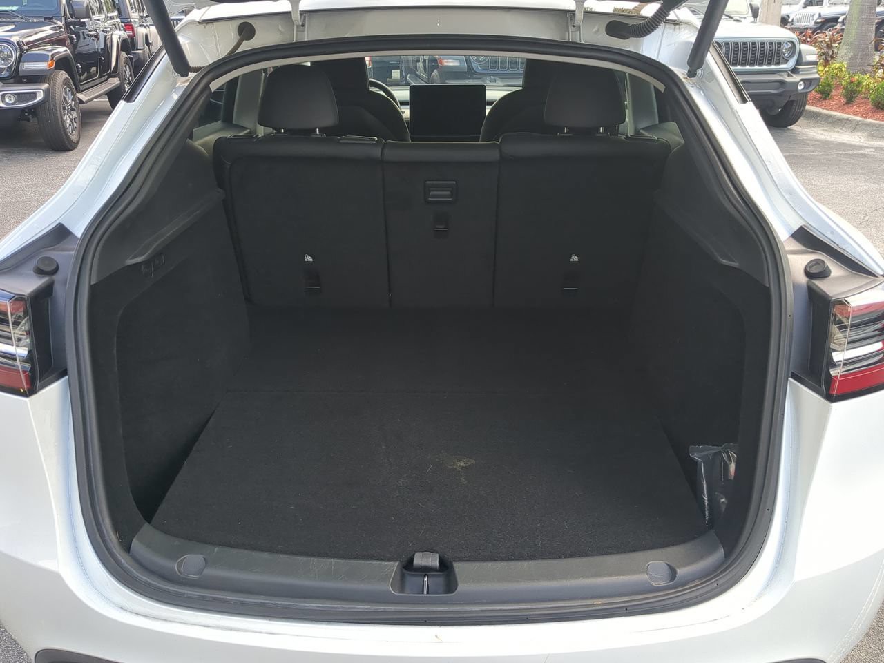 Used 2023  Tesla Performance image 14
