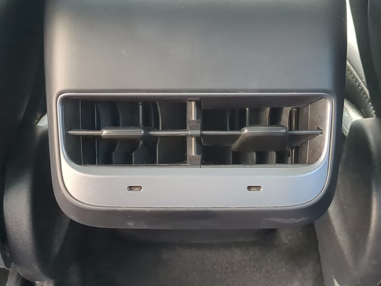 Used 2023  Tesla Performance image 17