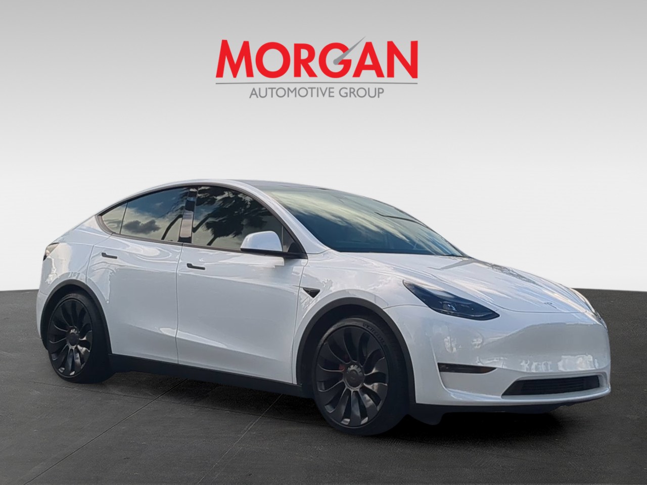 Used 2023  Tesla Performance image 2