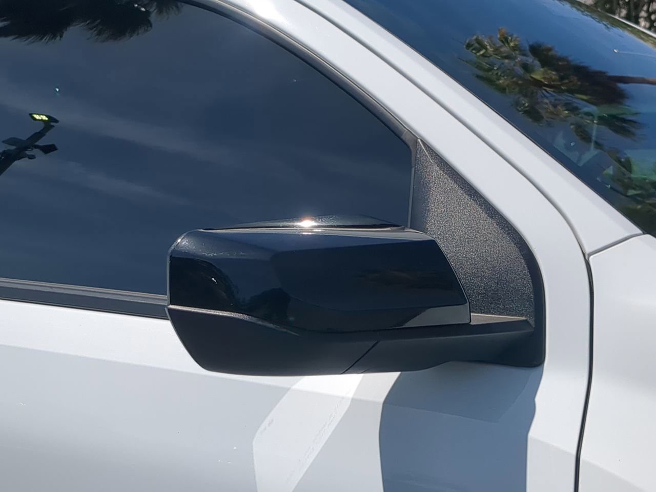 Used 2023 White GMC AT4 image 12