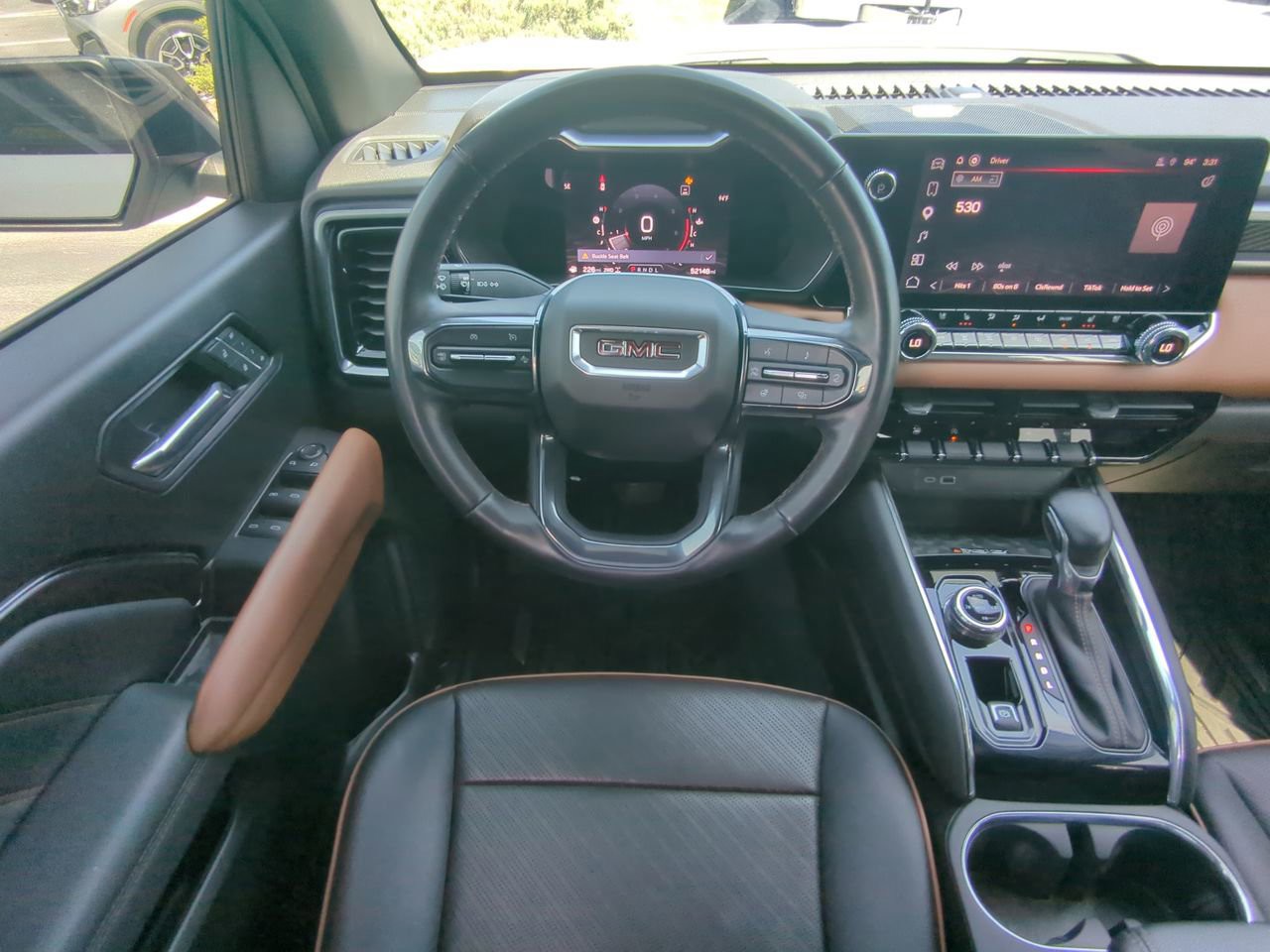 Used 2023 White GMC AT4 image 18