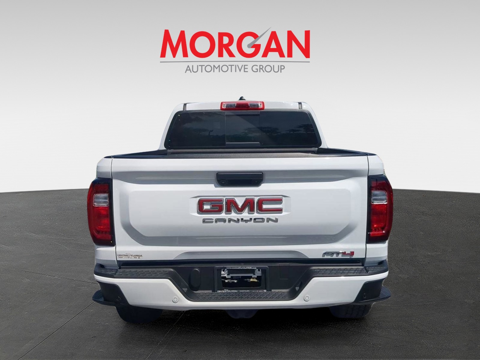 Used 2023 White GMC AT4 image 6