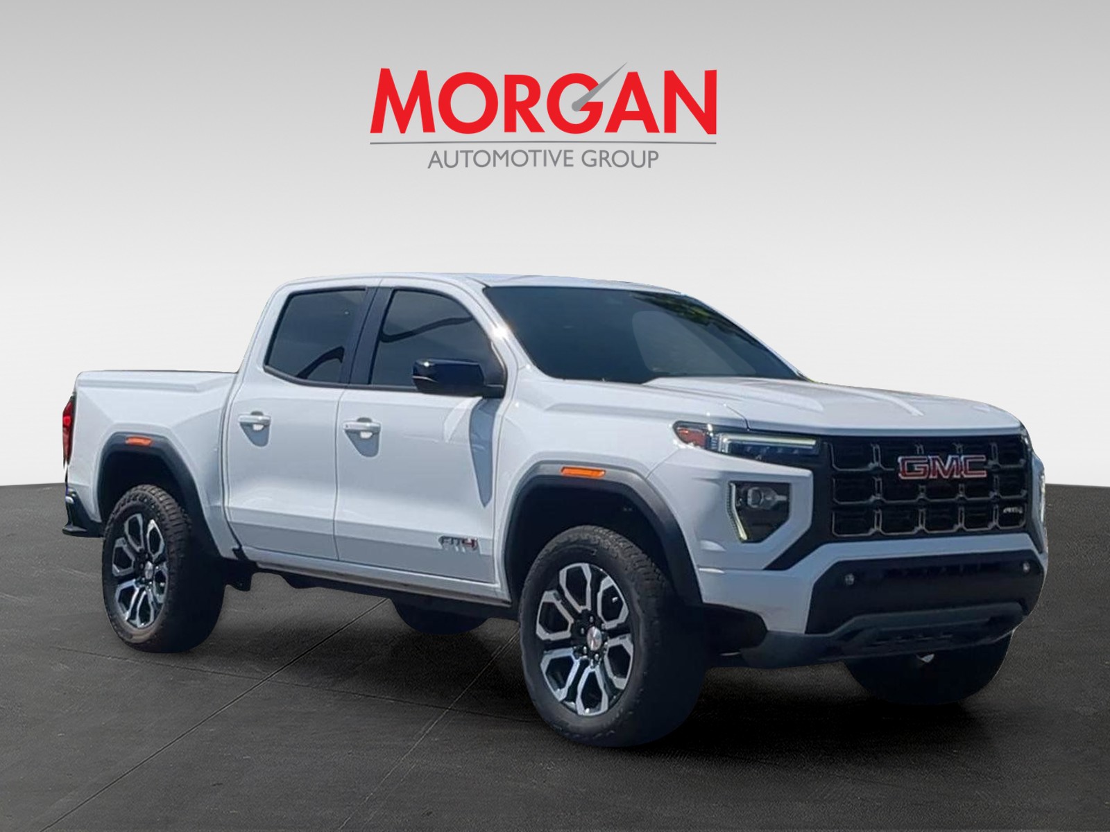 Used 2023 White GMC AT4 image 2