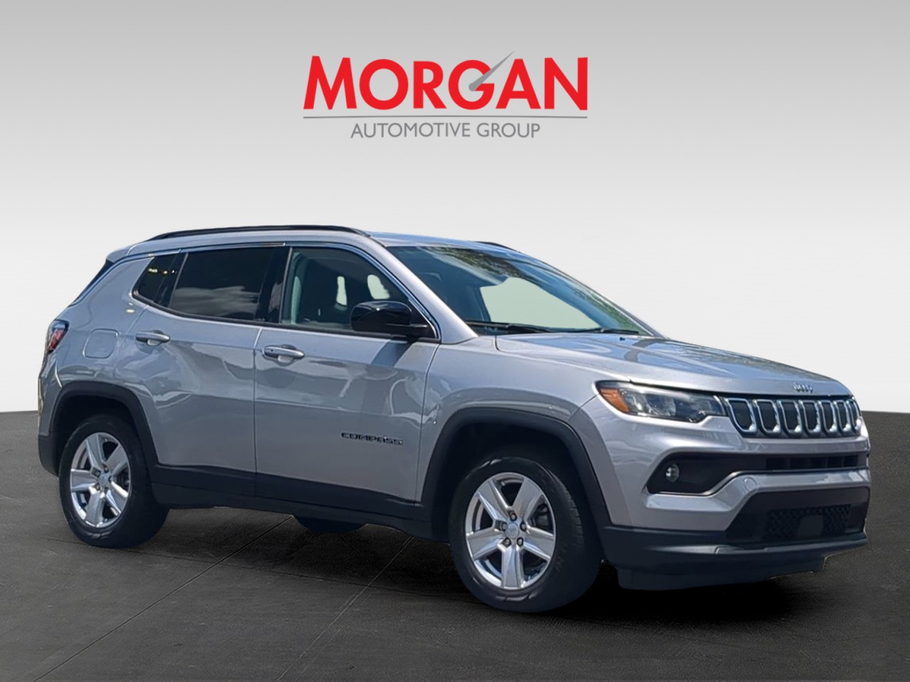 CARDIAminiTIARAシルバーコンパクフィ Certified Pre-Owned 2022 Jeep Compass Latitude 4D Sport Utility in
