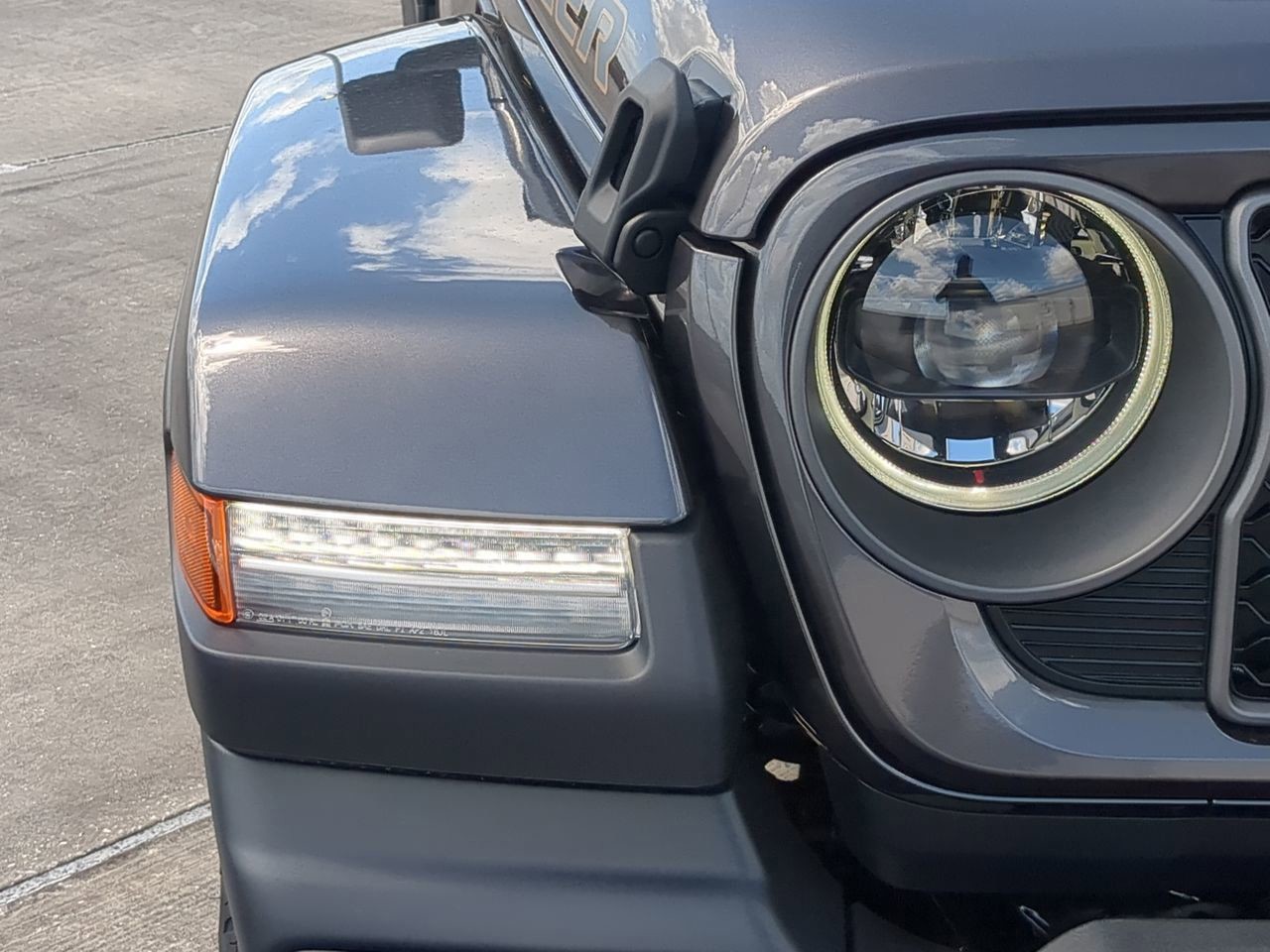 New 2026 Gray Jeep 85th Anniversary Edition image 10
