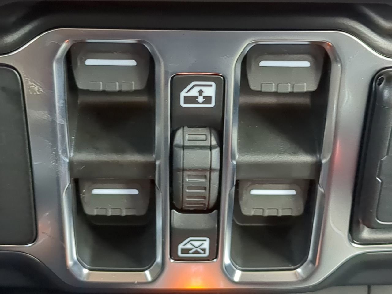 New 2026 Gray Jeep Sahara image 27