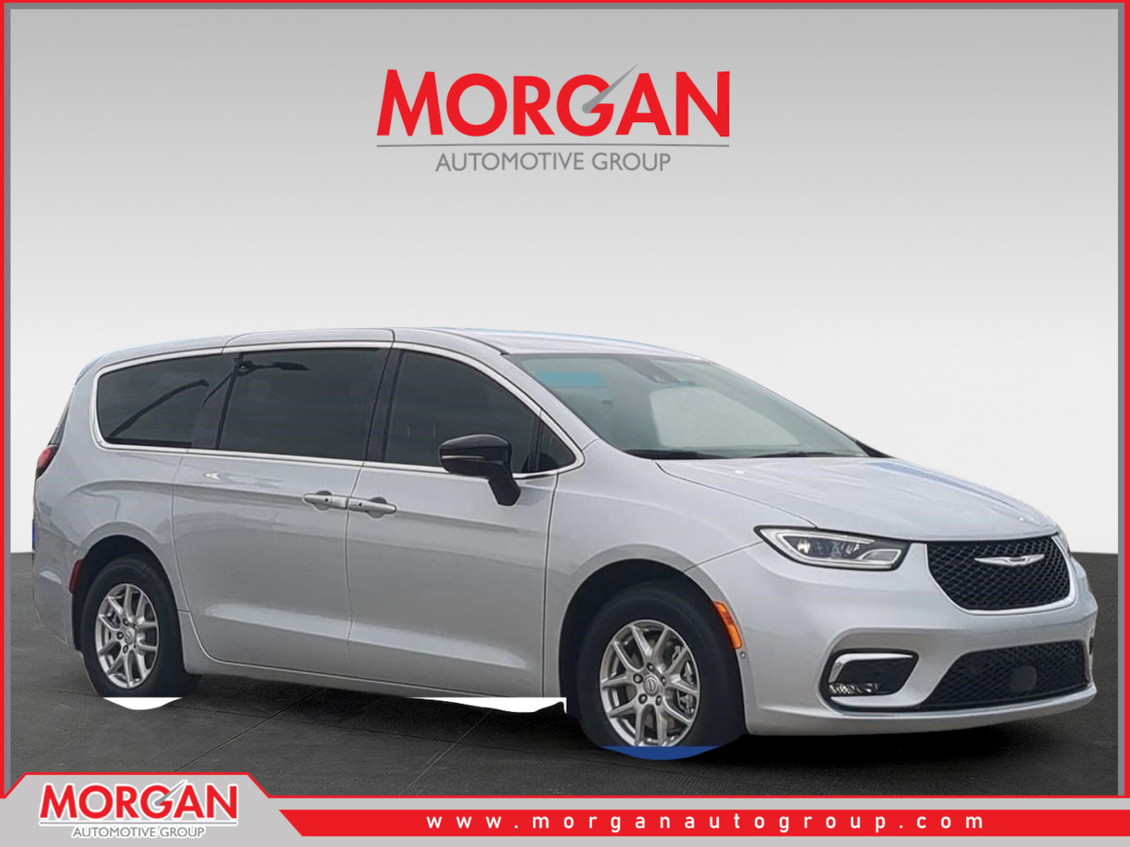 2026 Chrysler Pacifica Select in Silver — front three-quarter view
