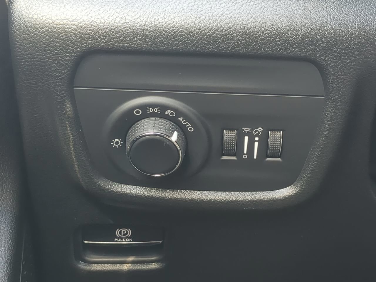 New 2026 Black Jeep Altitude image 30