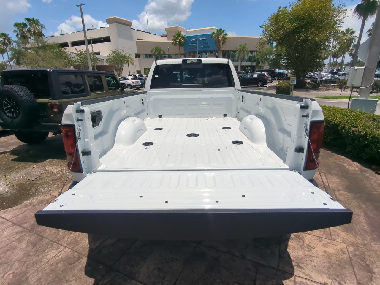 New 2026 White Ram Tradesman image 14