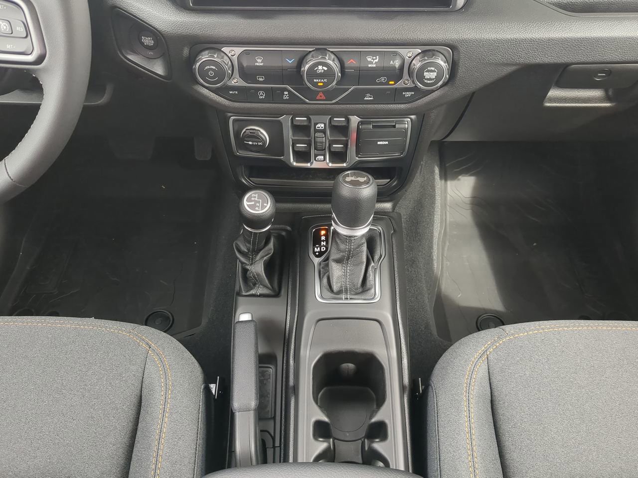 New 2026  Jeep Sport S image 20