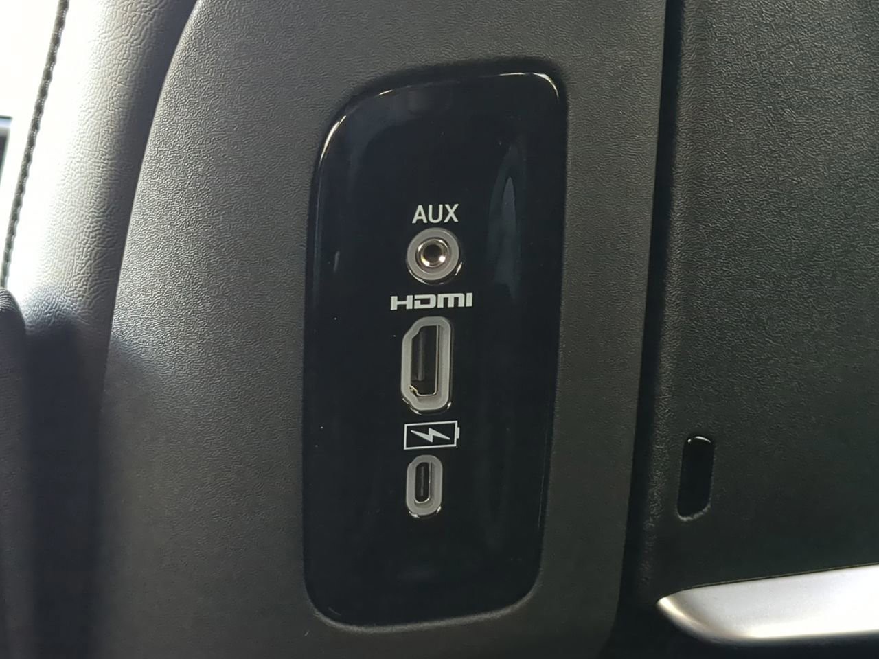 New 2026 Black Chrysler Limited image 20