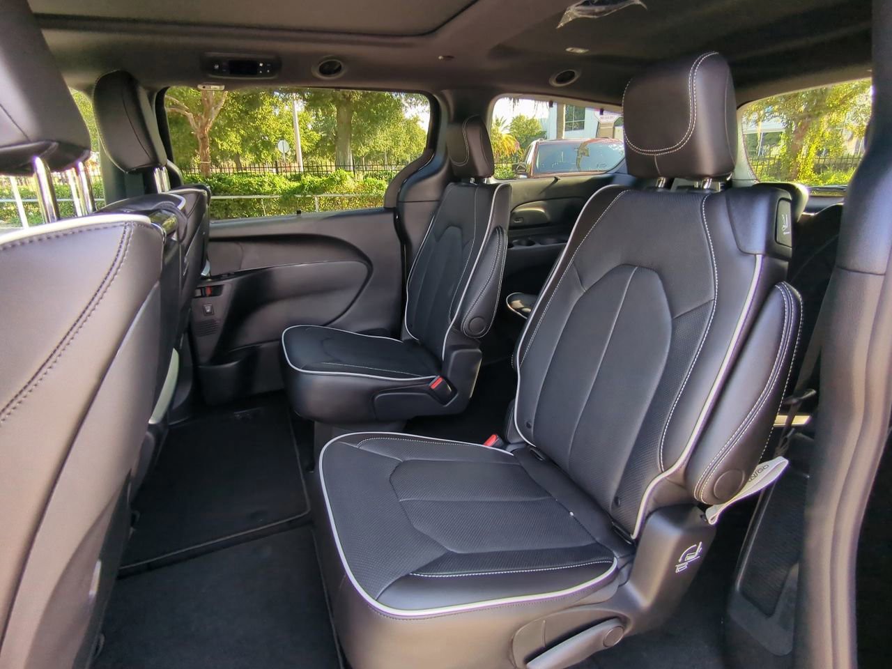 New 2026 Black Chrysler Limited image 17