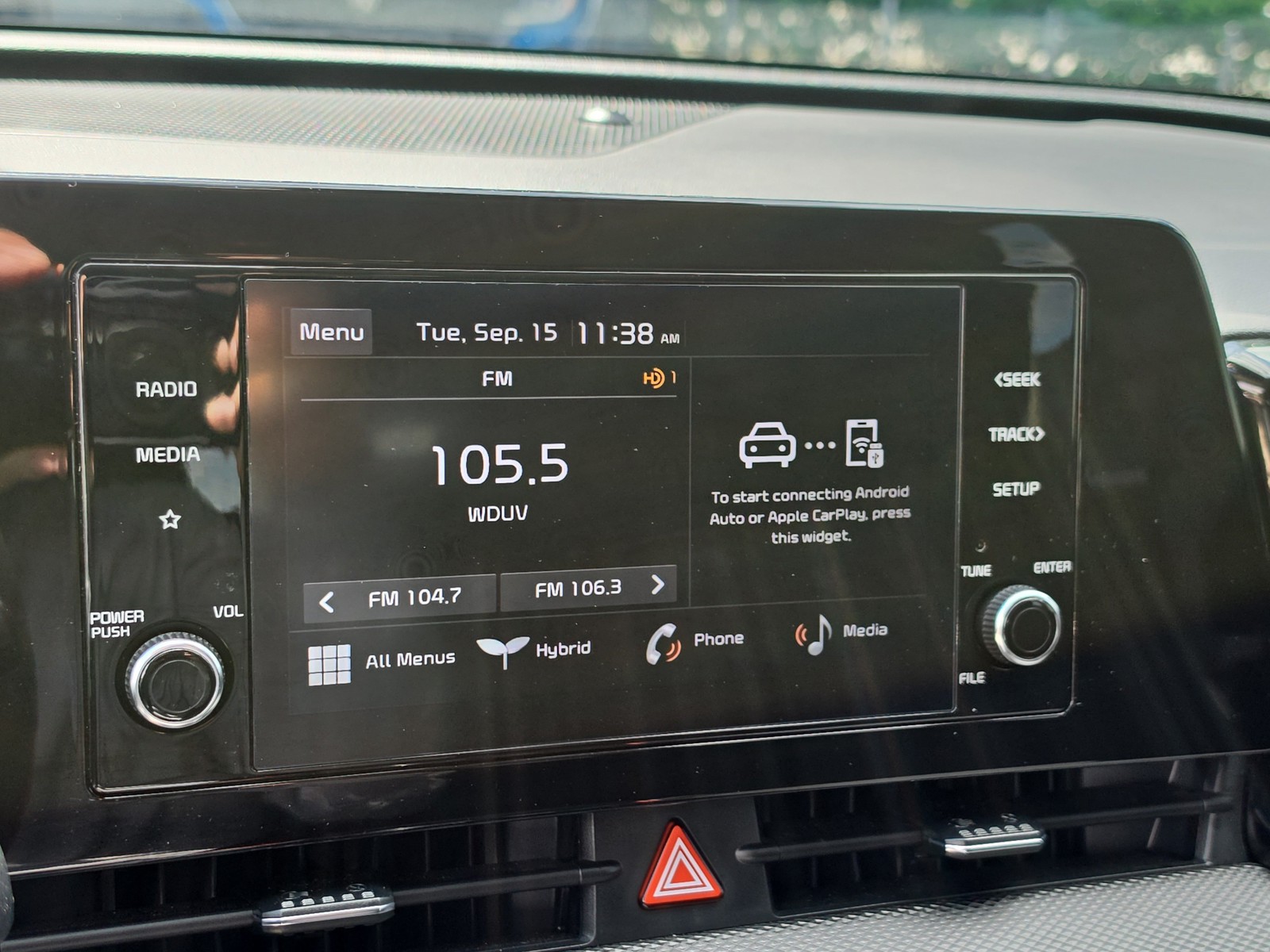 Certified Used 2023 Snow White Pearl Kia LX image 21