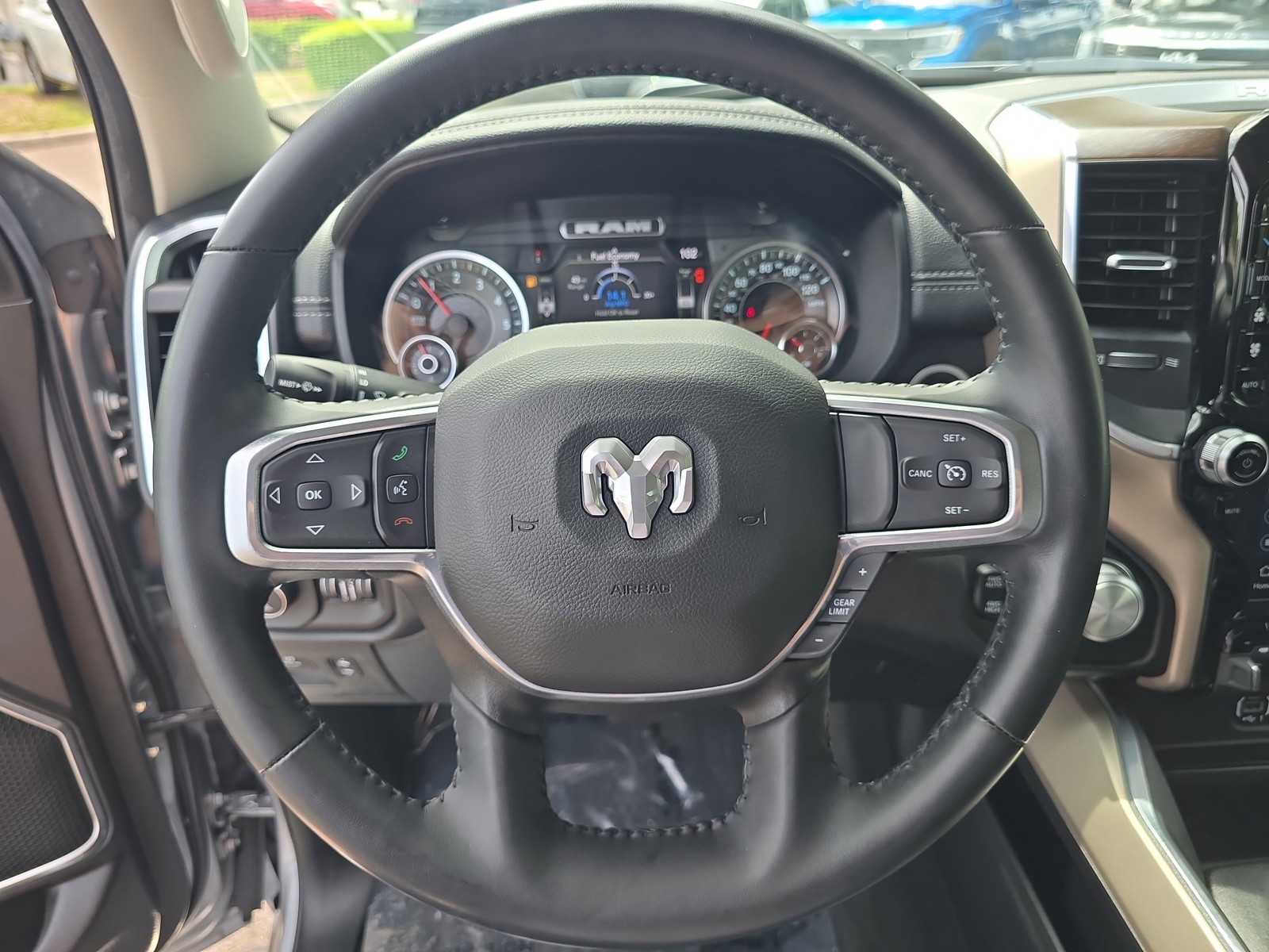 Used 2022 Billet Silver Metallic Clearcoat Ram Laramie image 28