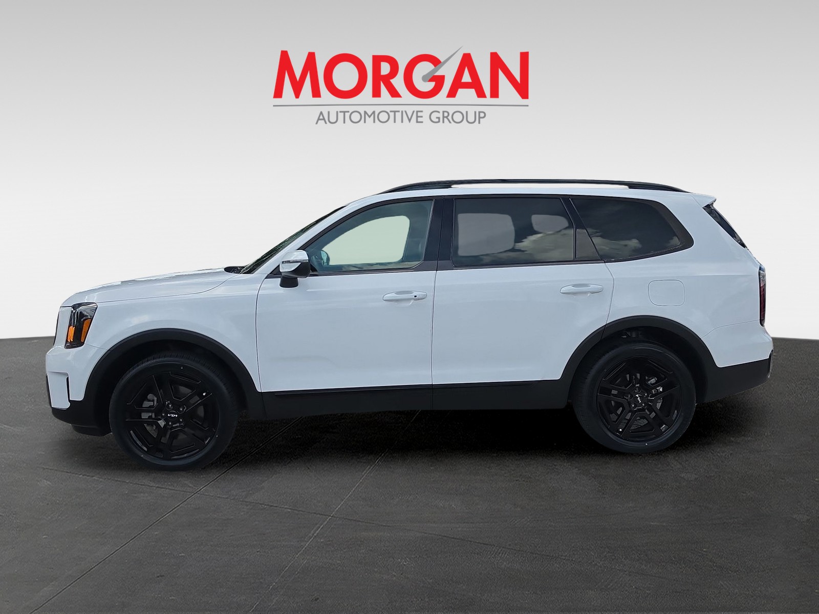 Certified Used 2024 Glacial White Pearl Kia EX X-Line image 4
