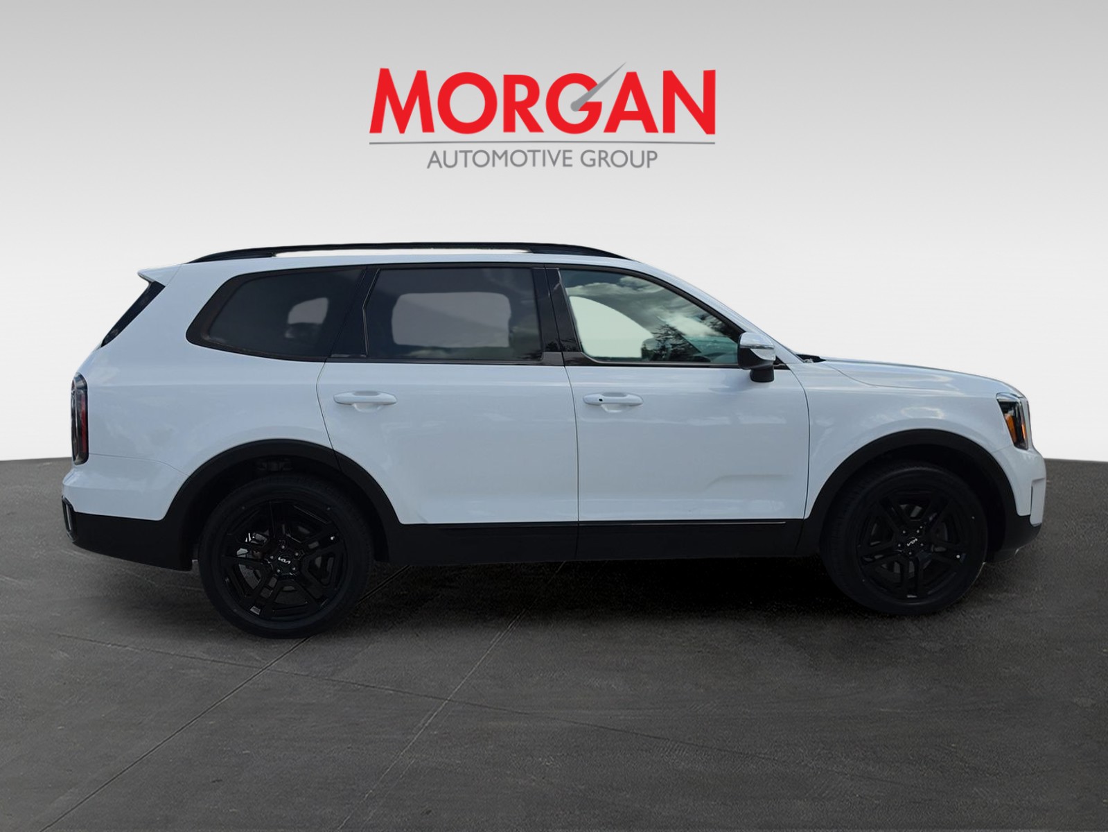 Certified Used 2024 Glacial White Pearl Kia EX X-Line image 8