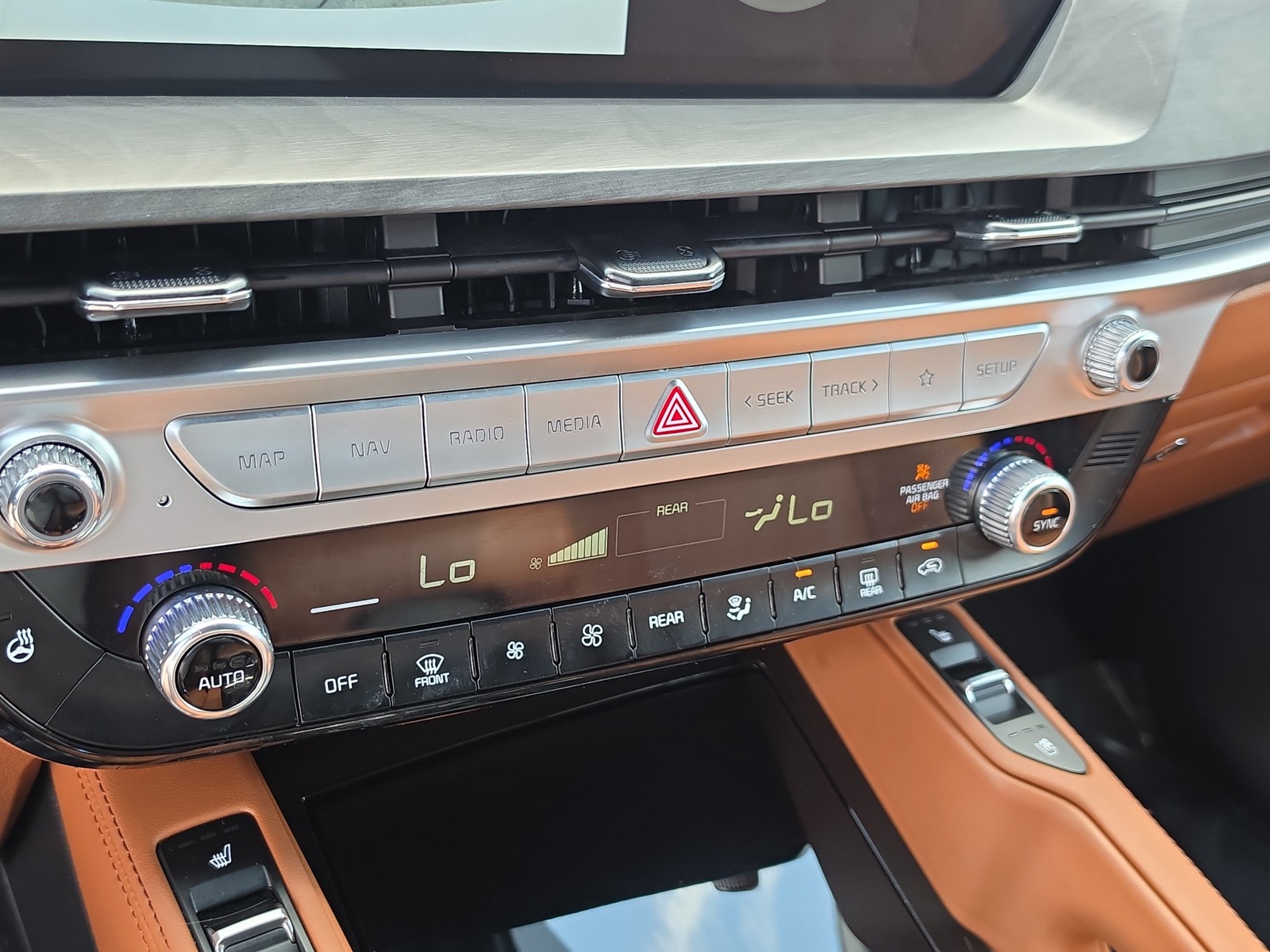 Certified Used 2024 Glacial White Pearl Kia EX X-Line image 26